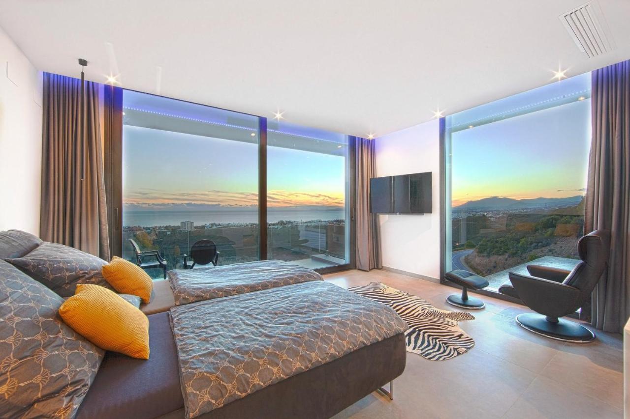Luxury Tomillo Villa